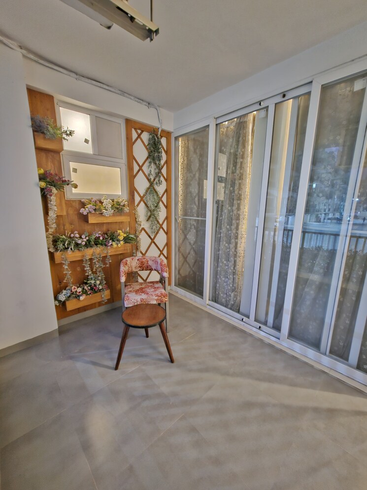 Balcony, aura-homes 3 Bedroom 1625 Sq.Ft. Apartment In Patiala Road Zirakpur 9670949