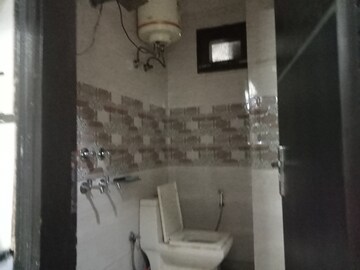 Bathroom in 2 BHK Builder Floor at Mahavir Enclave 1 – for Rent