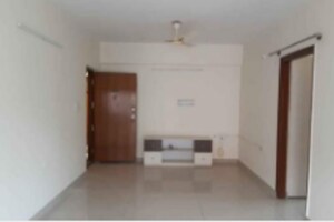 Room in 2 BHK Apartment at Alhaj S.A Musthaq Manzil, Wilson Garden – for Rent