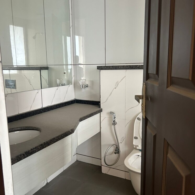 Team Area, dasnac-burj 3 Bedroom 2510 Sq.Ft. Apartment In Sector 75 Noida 9670895