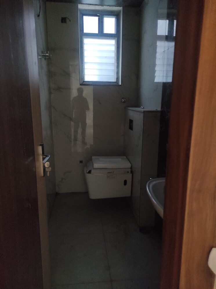 Bathroom, lalpur 2 Bedroom 1210 Sq.Ft. Apartment In Lalpur Ranchi 9670922