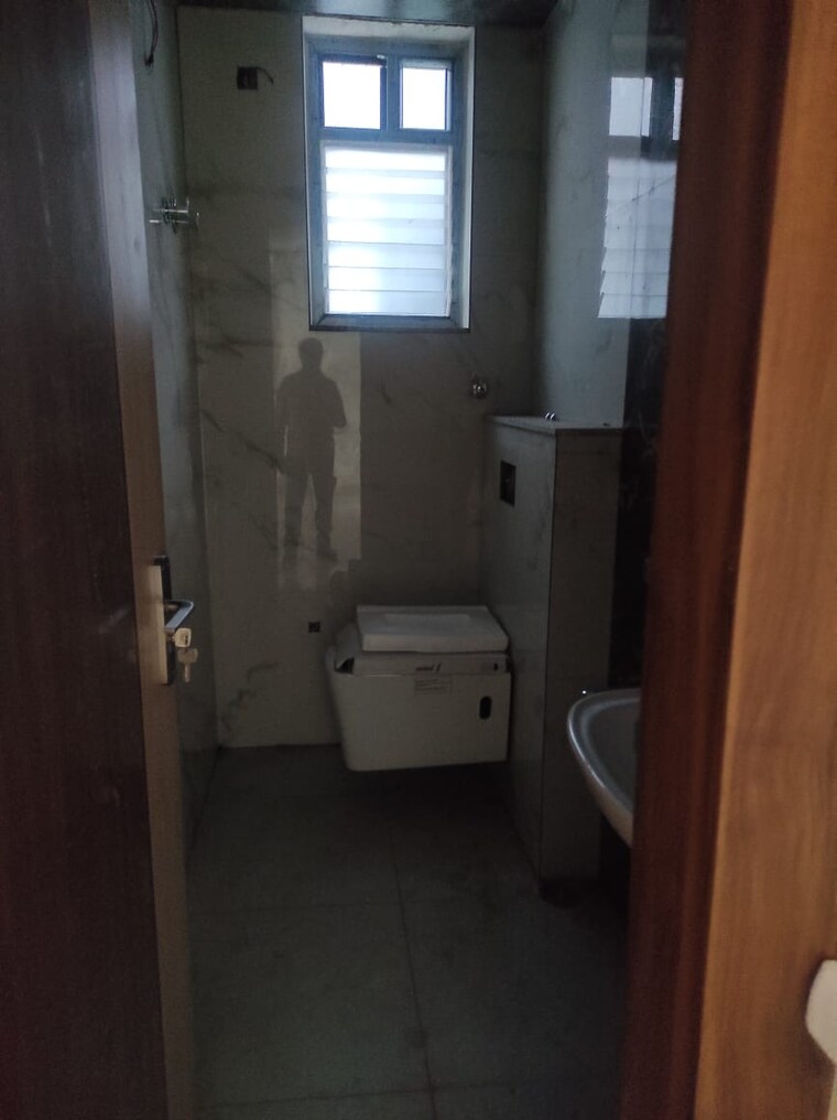 Bathroom, lalpur 2 Bedroom 1210 Sq.Ft. Apartment In Lalpur Ranchi 9670922
