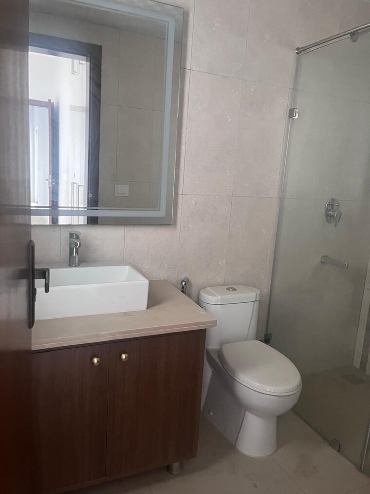Bathroom, central-park-flower-valley-aqua-front-towers 3 Bedroom 1789 Sq.Ft. Builder Floor In Sohna Sector 33 Gurgaon 9670927
