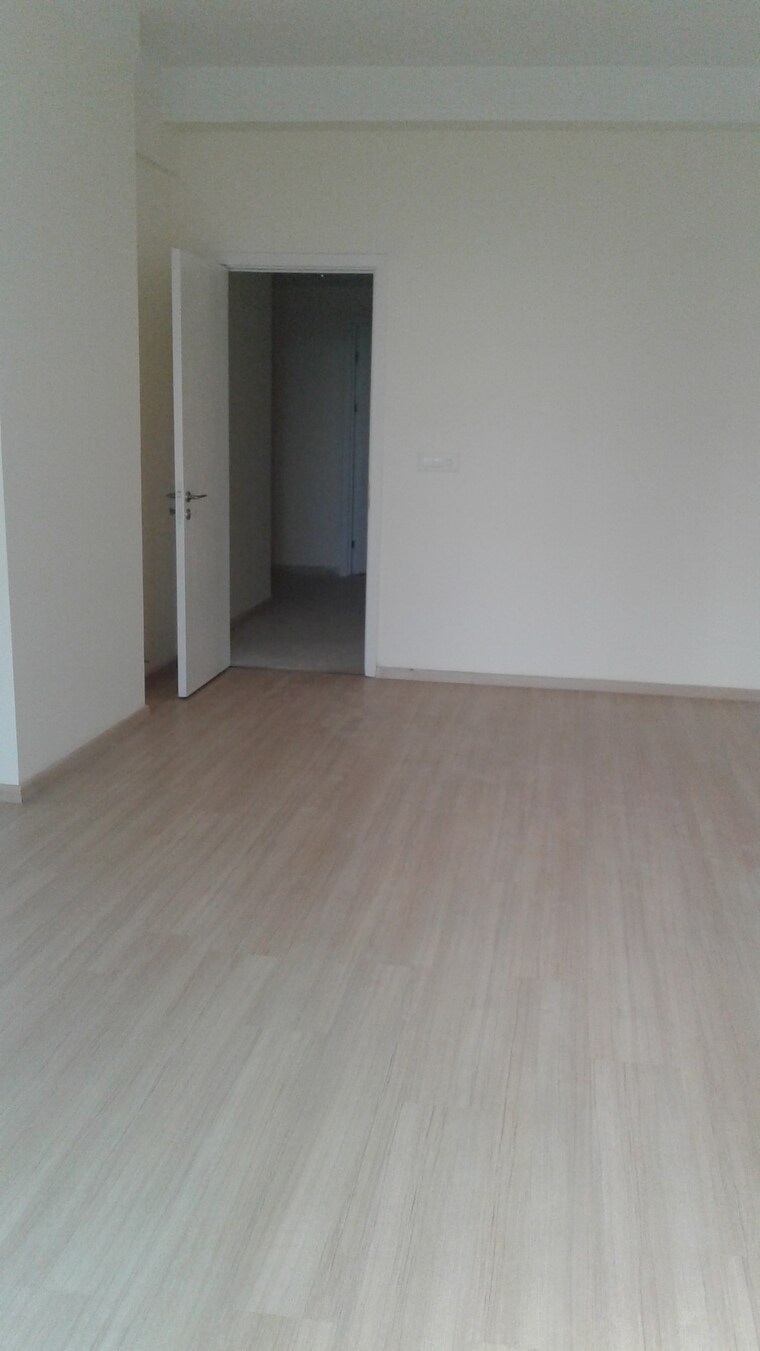 Room, dlf-the-belaire 4 Bedroom 4200 Sq.Ft. Apartment In Sector 54 Gurgaon 9670950