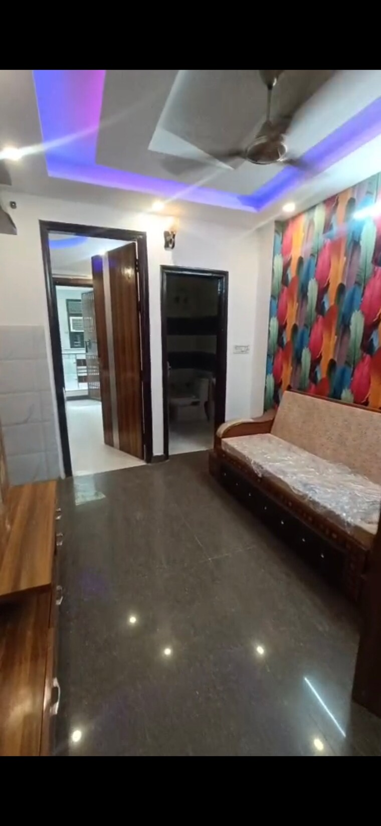 Living Room, dwarka mor 2 Bedroom 540 Sq.Ft. Builder Floor In Dwarka Mor Delhi 9670914