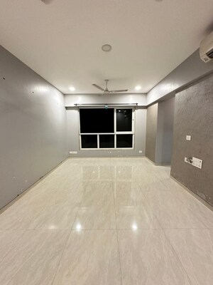 Bedroom in 2 BHK Apartment at Dosti Estates, Wadala East – for Rent