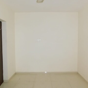 Room in 1 BHK Apartment at Rashi Trilok Park, Kandivali West – for Sale