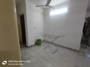 Room in 2 BHK Apartment at AP Panchritu, Powai – for Rent