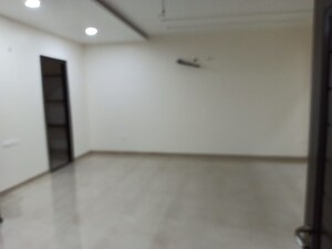 Room in 3.5 BHK Apartment at LDA Parijaat Apartments, Faizabad Road – for Rent