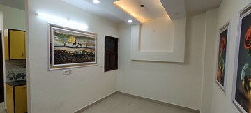 Room in 1 BHK Builder Floor at Dwarka Mor – for Sale