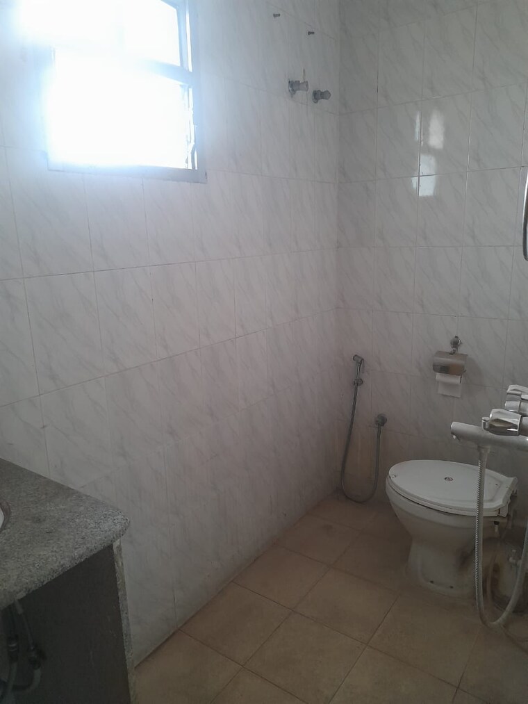 Bathroom, bariatu 4 Bedroom 1925 Sq.Ft. Apartment In Bariatu Ranchi 9671072