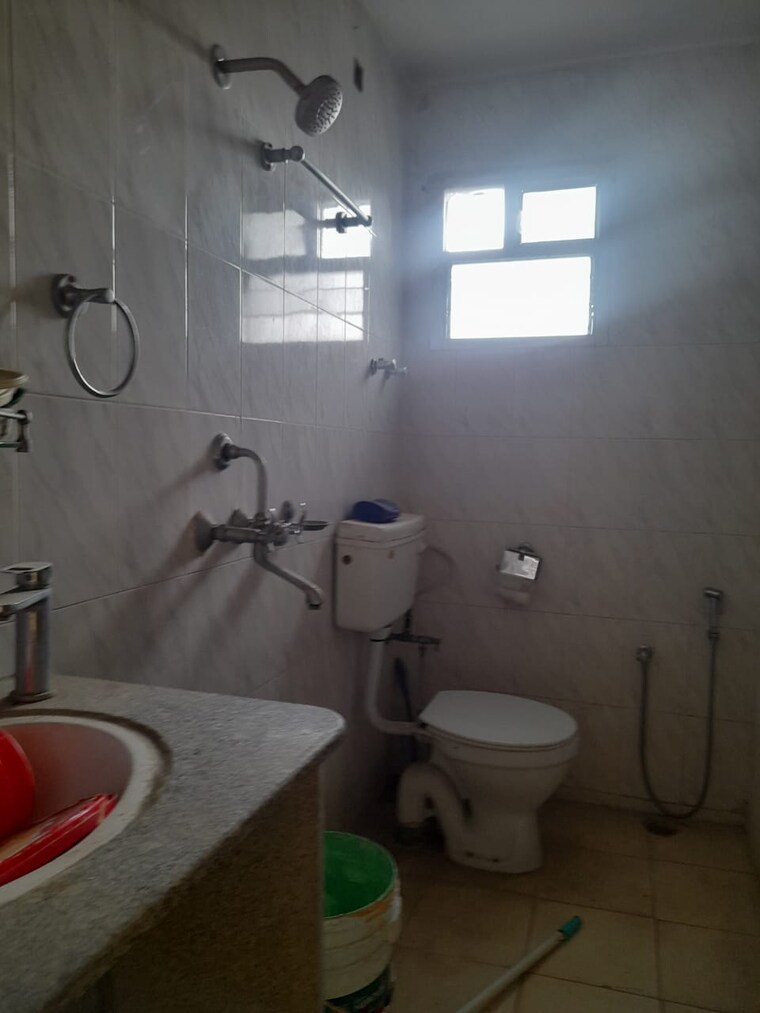 Bathroom, bariatu 4 Bedroom 1925 Sq.Ft. Apartment In Bariatu Ranchi 9671072