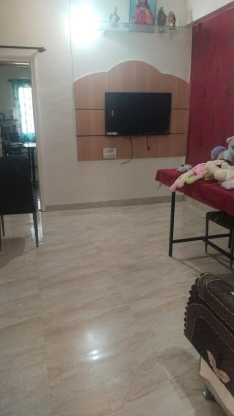 Room, fatima nagar 1 Bedroom 585 Sq.Ft. Apartment In Fatima Nagar Pune 9493108