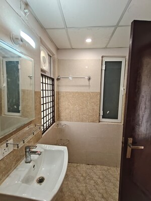 2 BHK Apartment For Rent in Mahagun Mywoods, Sector 16c Greater Noida