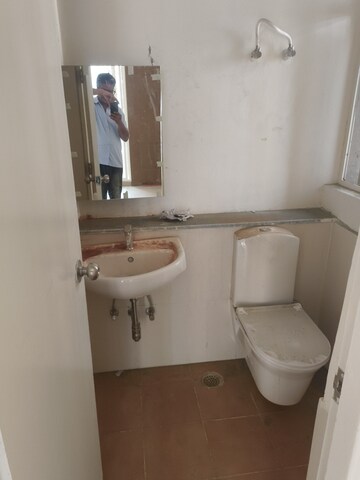 Bathroom in 3.5 BHK Apartment at Jaypee Greens Kosmos, Sector 134 – for Rent