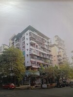 1 BHK + Extra Room 650 Sq.Ft. Apartment in Madhu Kunj Apartment