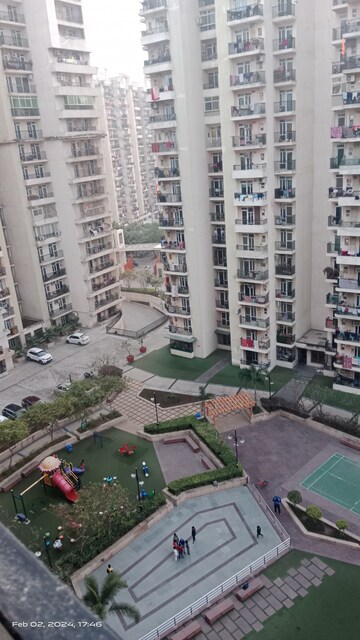 Master Plan in 2.5 BHK Apartment at Gaur City 4th Avenue, Sector 4 Greater Noida – for Rent