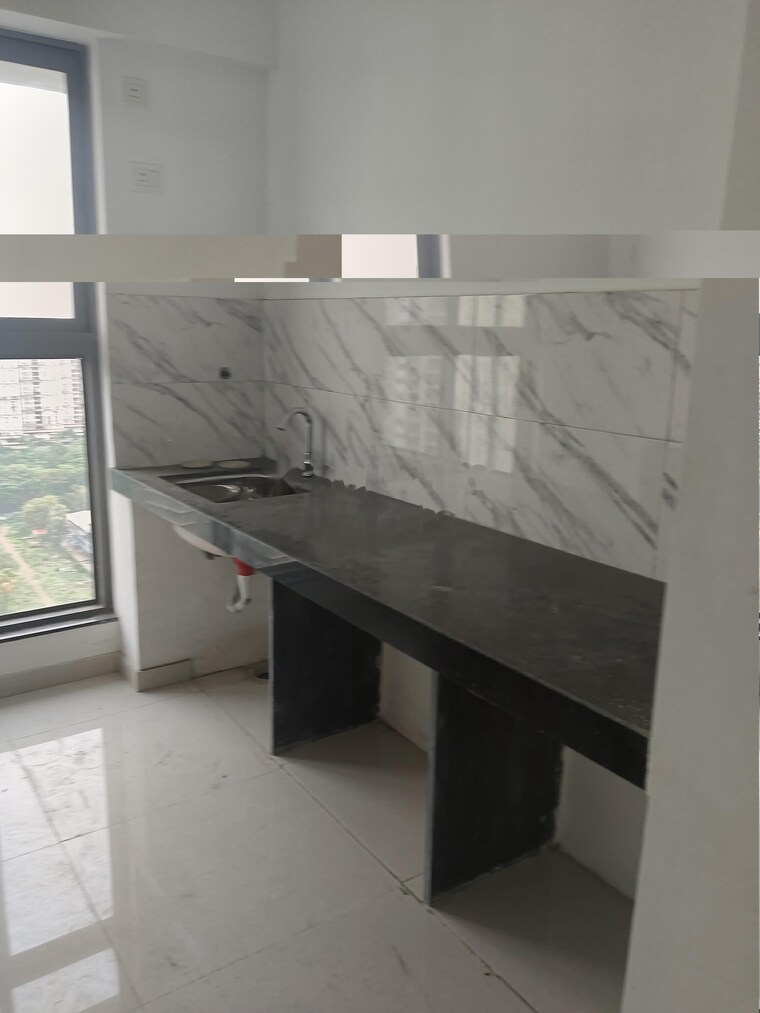 Kitchen, uk-iridium 1 Bedroom 410 Sq.Ft. Apartment In Kandivali East Mumbai 9671463