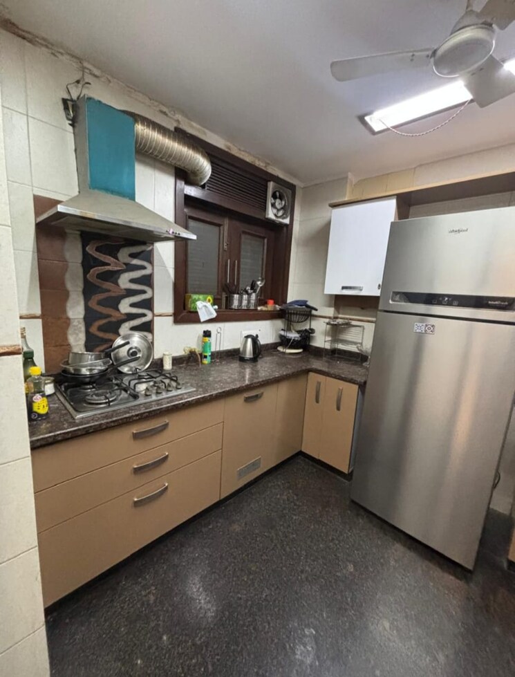 Kitchen, greater kailash i 3 Bedroom 208 Sq.Yd. Builder Floor In Greater Kailash I Delhi 9671536