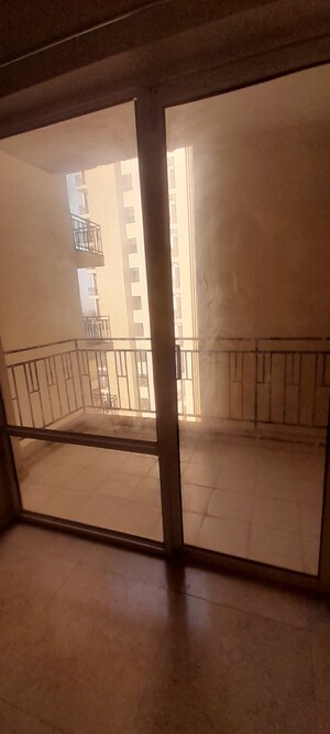 Furnished Amenities in 2 BHK Apartment at MRG Ultimus, Sector 90 – for Rent