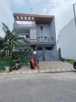  Plot – Exterior View View at Wave City, Wave City - for Sale