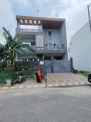  Plot – Exterior View View at Wave City, Wave City - for Sale