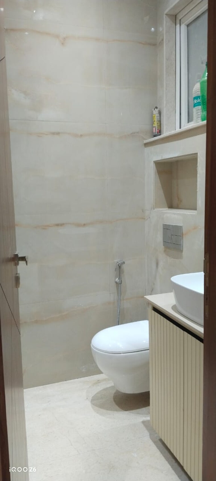 Bathroom, chittaranjan park 3 Bedroom 160 Sq.Yd. Builder Floor In Chittaranjan Park Delhi 9671574