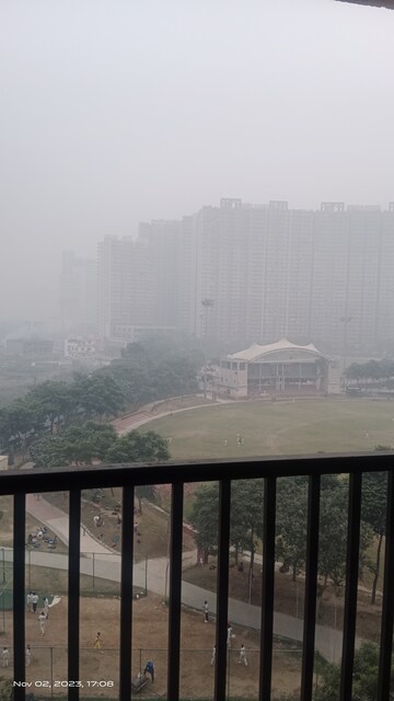 Swimming Pool in 3 BHK Apartment at Gaur City 5th Avenue, Sector 4 Greater Noida – for Rent