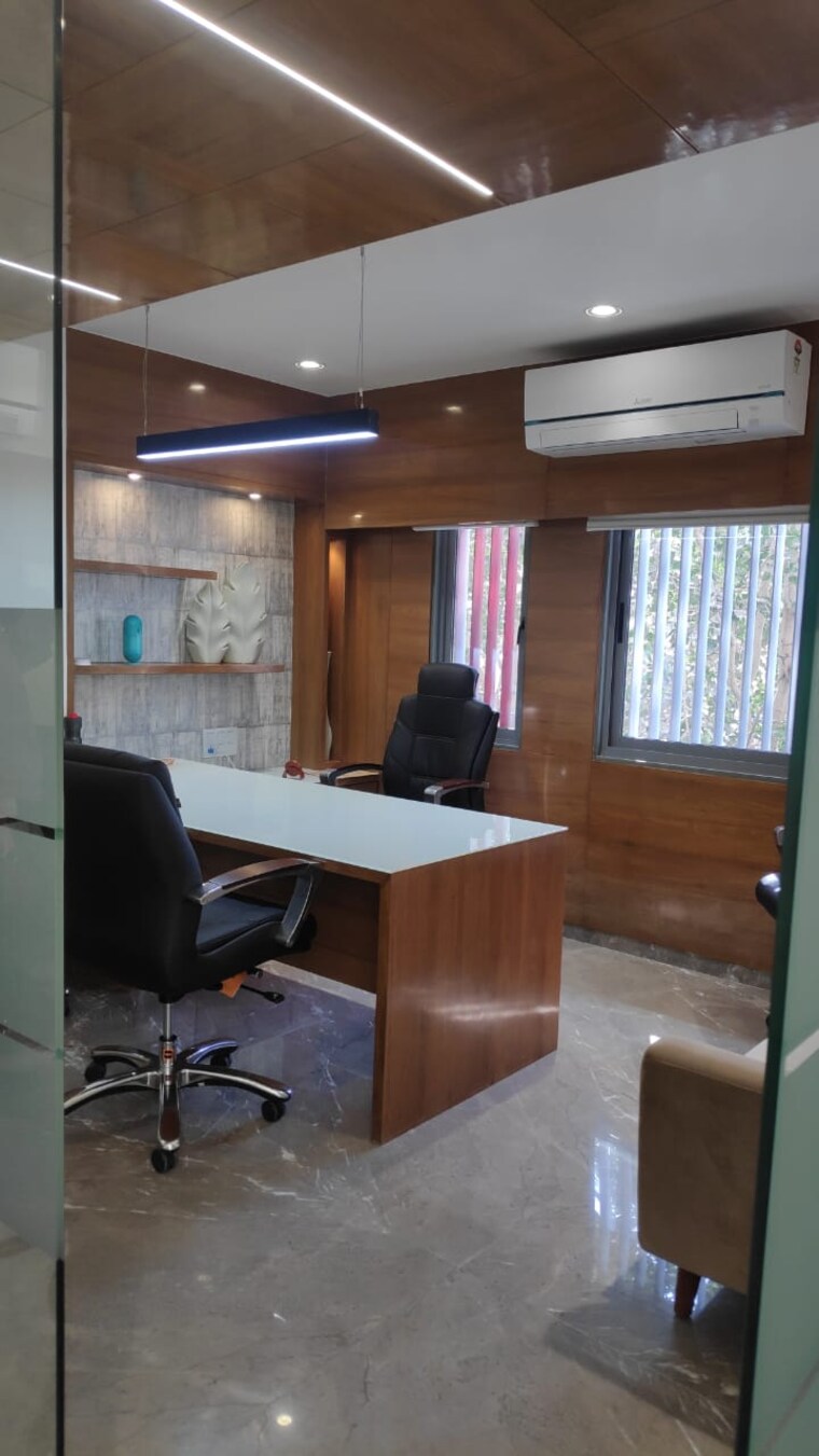 Team Area, ashram road Commercial Office Space 670 Sq.Ft. In Ashram Road Ahmedabad 9671563