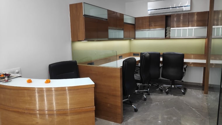 Team Area, ashram road Commercial Office Space 670 Sq.Ft. In Ashram Road Ahmedabad 9671563
