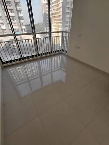 Room in 2 BHK Apartment at Dynamix Divum, Malad East – for Sale