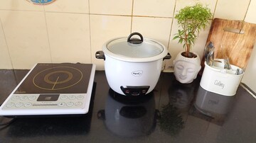 Kitchen in 1 BHK Apartment at Calangute – for Rent