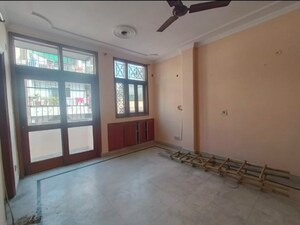 1.5 BHK Builder Floor For Rent in Chittaranjan Park