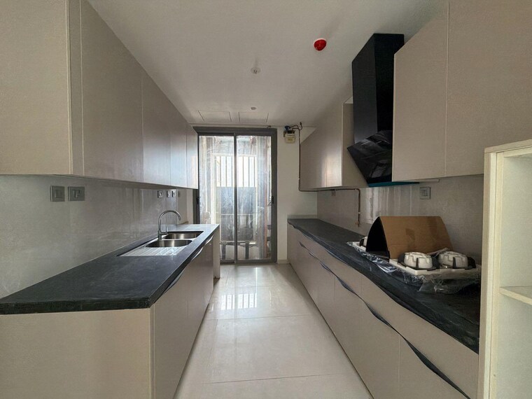 Kitchen, rustomjee-crown 4 Bedroom 2160 Sq.Ft. Apartment In Prabhadevi Mumbai 9671650
