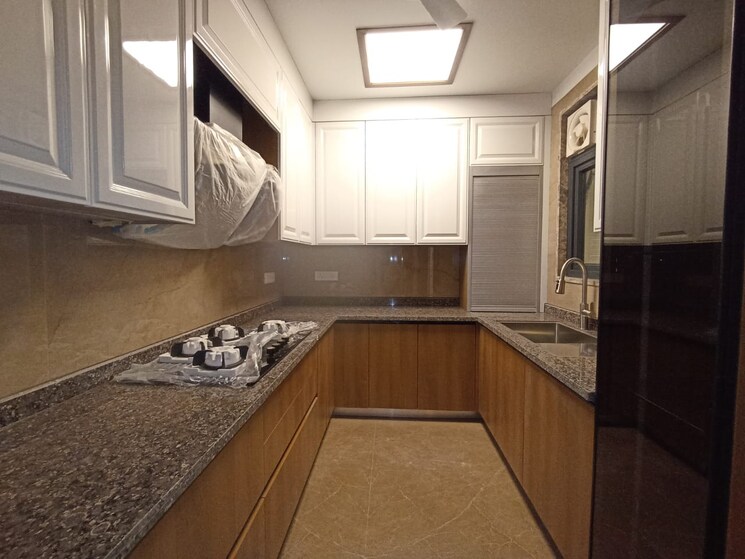 Kitchen, greater kailash ii 4 Bedroom 250 Sq.Yd. Builder Floor In Greater Kailash ii Delhi 9671956