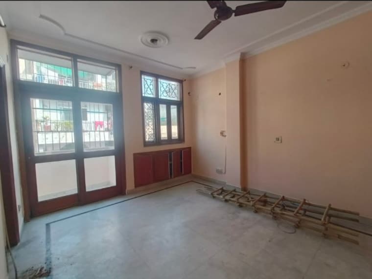 Room, chittaranjan park 1.5 Bedroom 650 Sq.Ft. Builder Floor In Chittaranjan Park Delhi 9671762