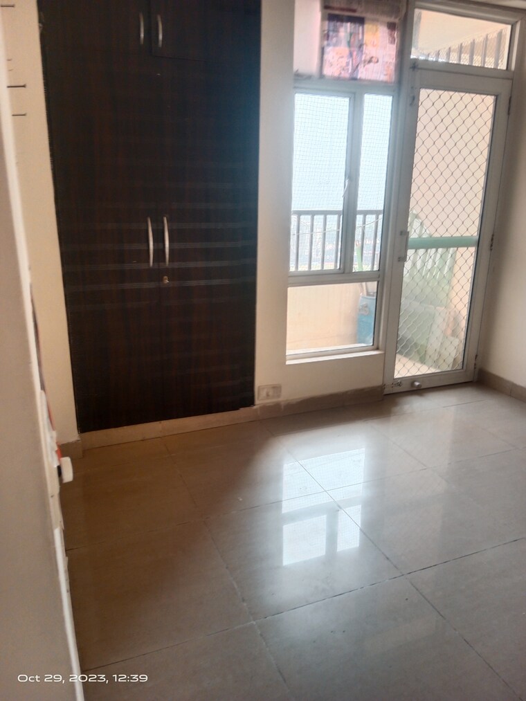 Room, gaur-city-4th-avenue 2.5 Bedroom 1175 Sq.Ft. Apartment In Sector 4 Greater Noida Greater Noida 9671728