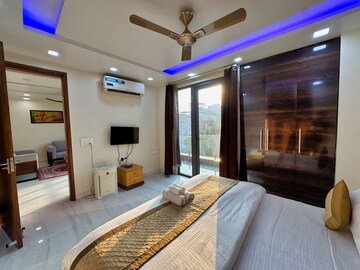 Bedroom in 3 BHK Builder Floor at Saket – for Rent