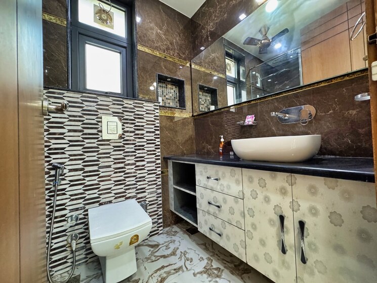 Attached Bathroom, saket 3 Bedroom 1600 Sq.Ft. Builder Floor In Saket Delhi 9672088