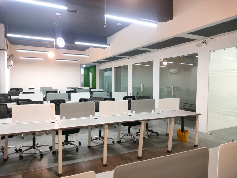 Team Area, sector 2 Commercial Office Space 1800 Sq.Ft. In Sector 2 Noida 9672101