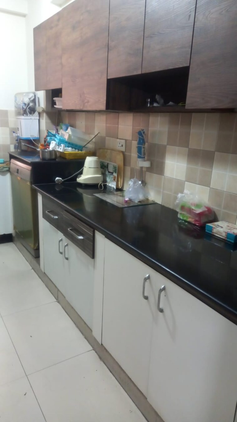 Kitchen, ahinsa khand 2 4 Bedroom 1800 Sq.Ft. Apartment In Ahinsa Khand 2 Ghaziabad 9672087