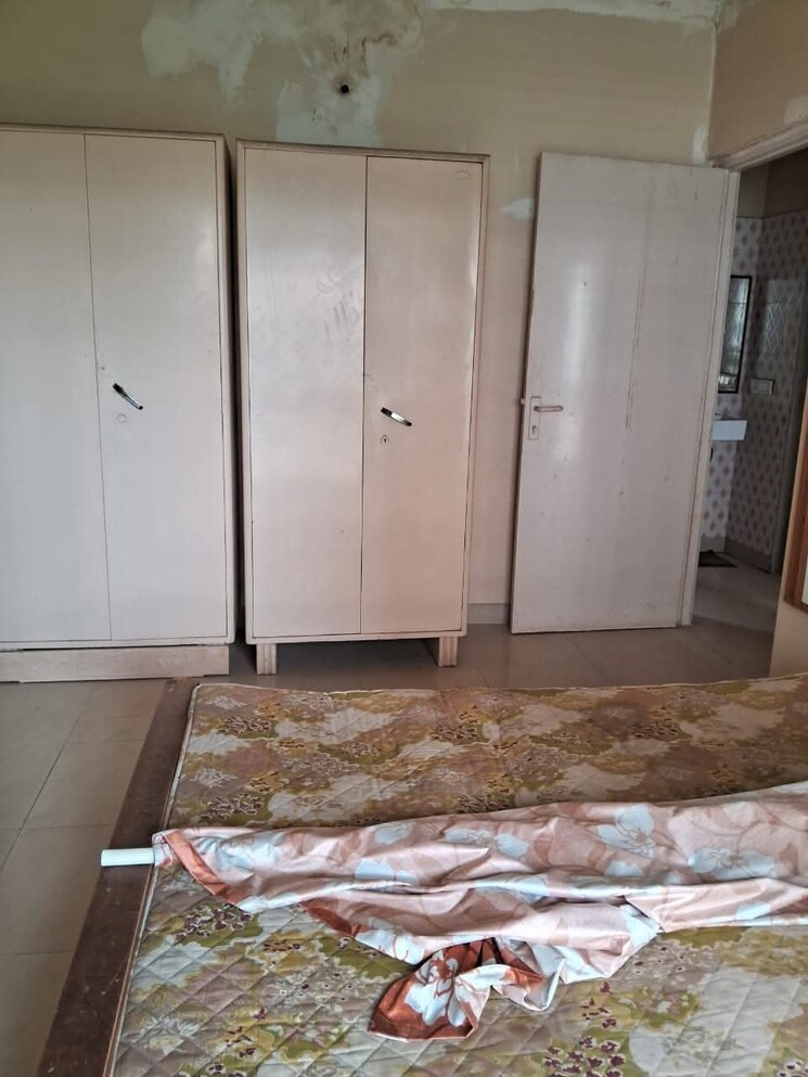 Bedroom, jogeshwari east 1 Bedroom 410 Sq.Ft. Apartment In Jogeshwari East Mumbai 9672217