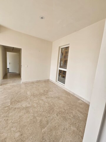 Room in 2 BHK Apartment at Ireo The Corridors, Sector 67a – for Sale