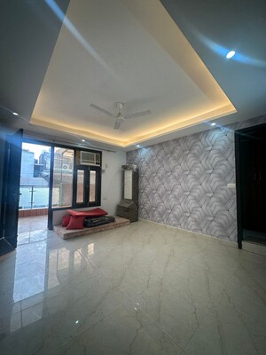 Room in 3 BHK Builder Floor at Saket – for Sale