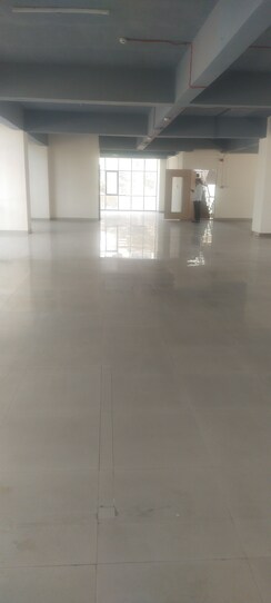 Showroom For Sale in Andheri East