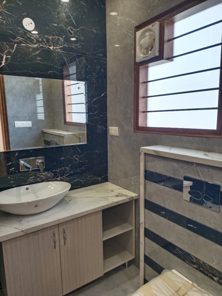 Kitchen, sector 89 3 Bedroom 250 Sq.Yd. Builder Floor In Sector 89 Faridabad 9672548