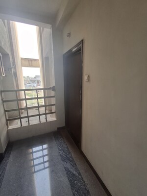 Furnished Amenities in 2 BHK Apartment at Manish Nagar – for Rent