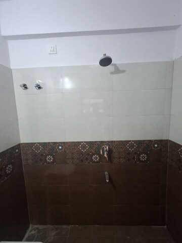 Bathroom in 2 BHK Apartment at Manish Nagar – for Rent