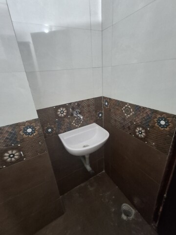 Furnished Amenities in 2 BHK Apartment at Manish Nagar – for Rent