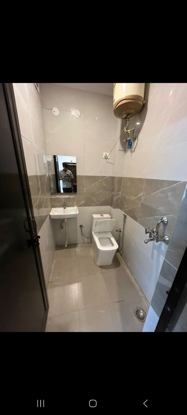 Bathroom, dlf-city-phase-iii Studio 320 Sq.Ft. Builder Floor In Sector 24 Gurgaon 9672534
